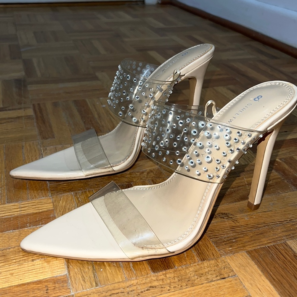 Nude heels size 8
